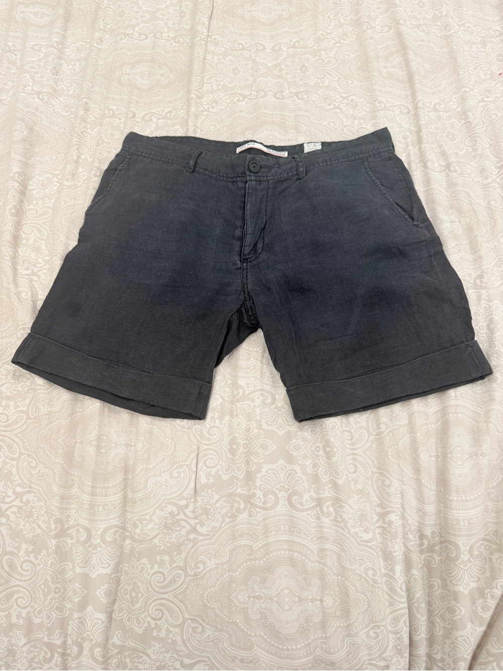 Zara Men's Black Cuffed Linen-Blend Shorts